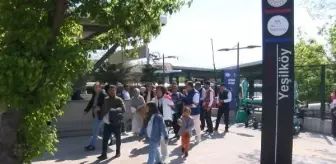 Büyük İstanbul Mitingi Nedeniyle Marmaray'da Yoğunluk Yaşandı