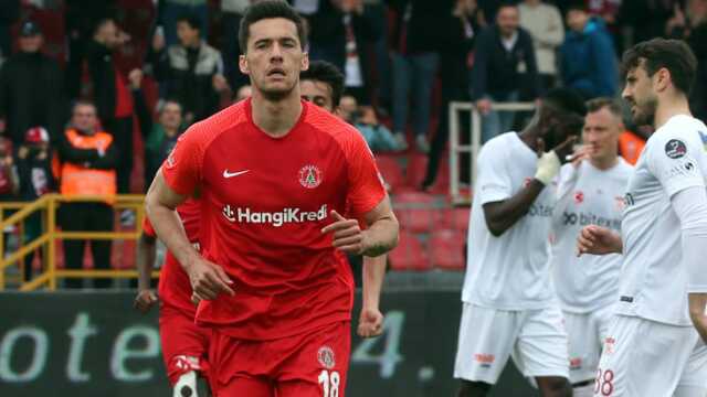 Düşme hattı alev alev! Sivasspor'u gole boğan Ümraniyespor, Umut Nayir ile güldü