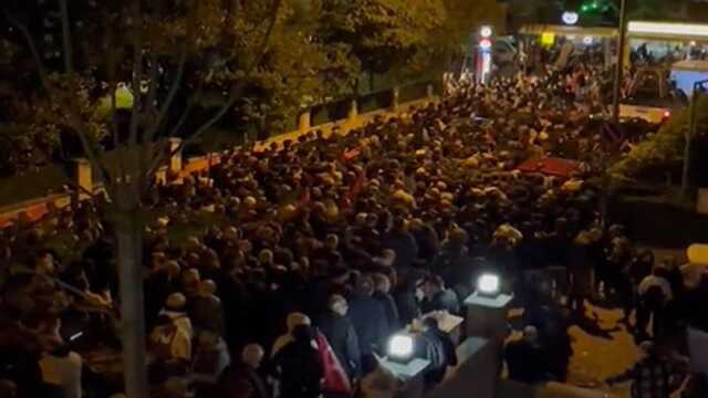 Millet İttifakı'nın İstanbul mitingi sonrası 'Marmaray kapatıldı' iddiası Millet İttifakı'nın İstanbul mitingi sonrası 'Marmaray kapatıldı' iddiası