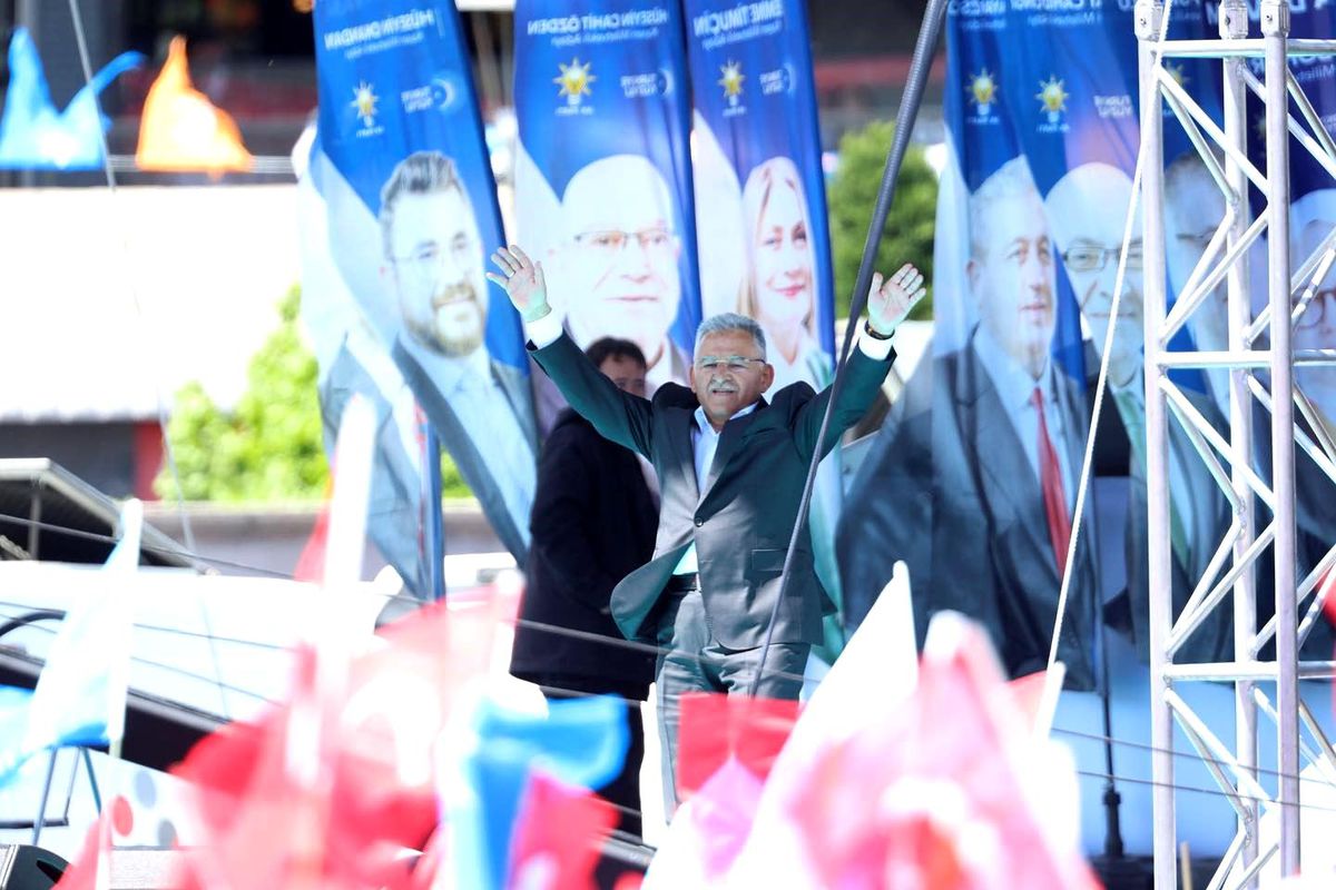 Başkan Büyükkılıç'tan 'sandığa gidin' çağrısı