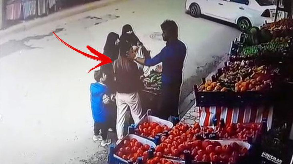 Bir kadına tokat attı, müdahale edenleri de darbetti! O anlar kamerada