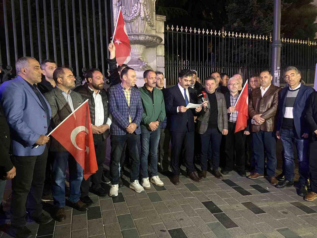 Erzurum'da yaşanan taşlama olayıyla ilgili, Erzurum Dernekleri Federasyonu açıklama yaptı