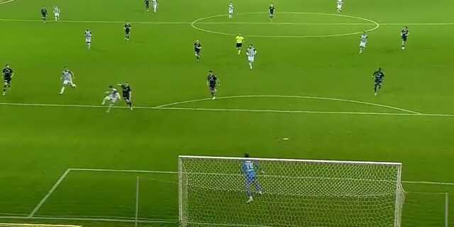 Süper Lig'in kaderini değiştiren gol öncesinde ofsayt var mı? Yorumcuların hepsi aynı noktaya takıldı