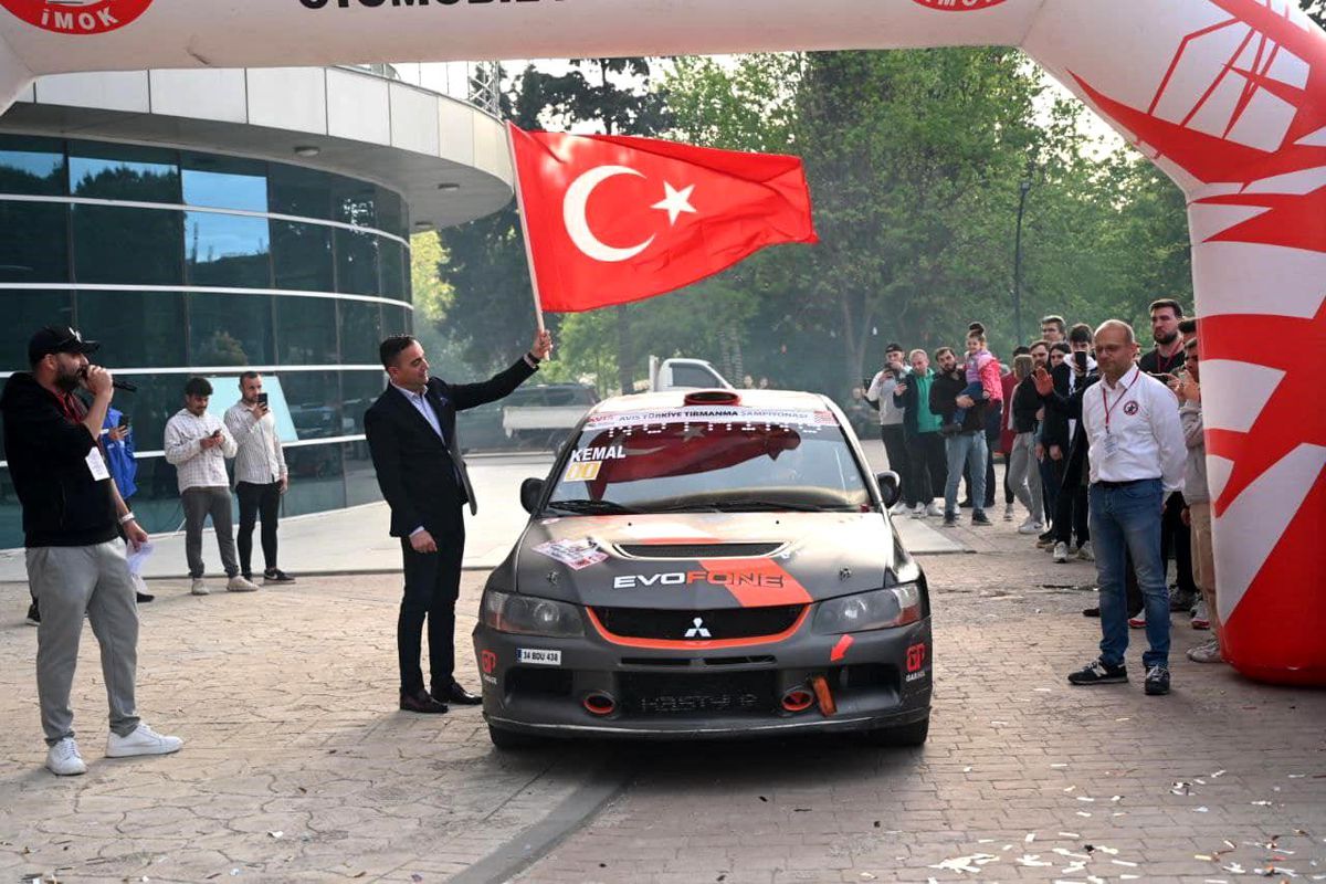 Yarış tutkunları Biga'da bir araya geldi