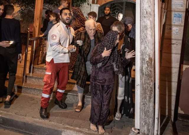 İsrail, Gazze saldırısında aralarında kadın ve çocukların da bulunduğu 12 kişiyi öldürdü