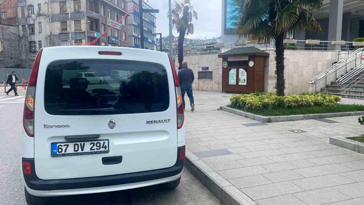 Yaşlı adam baygın halde bulundu