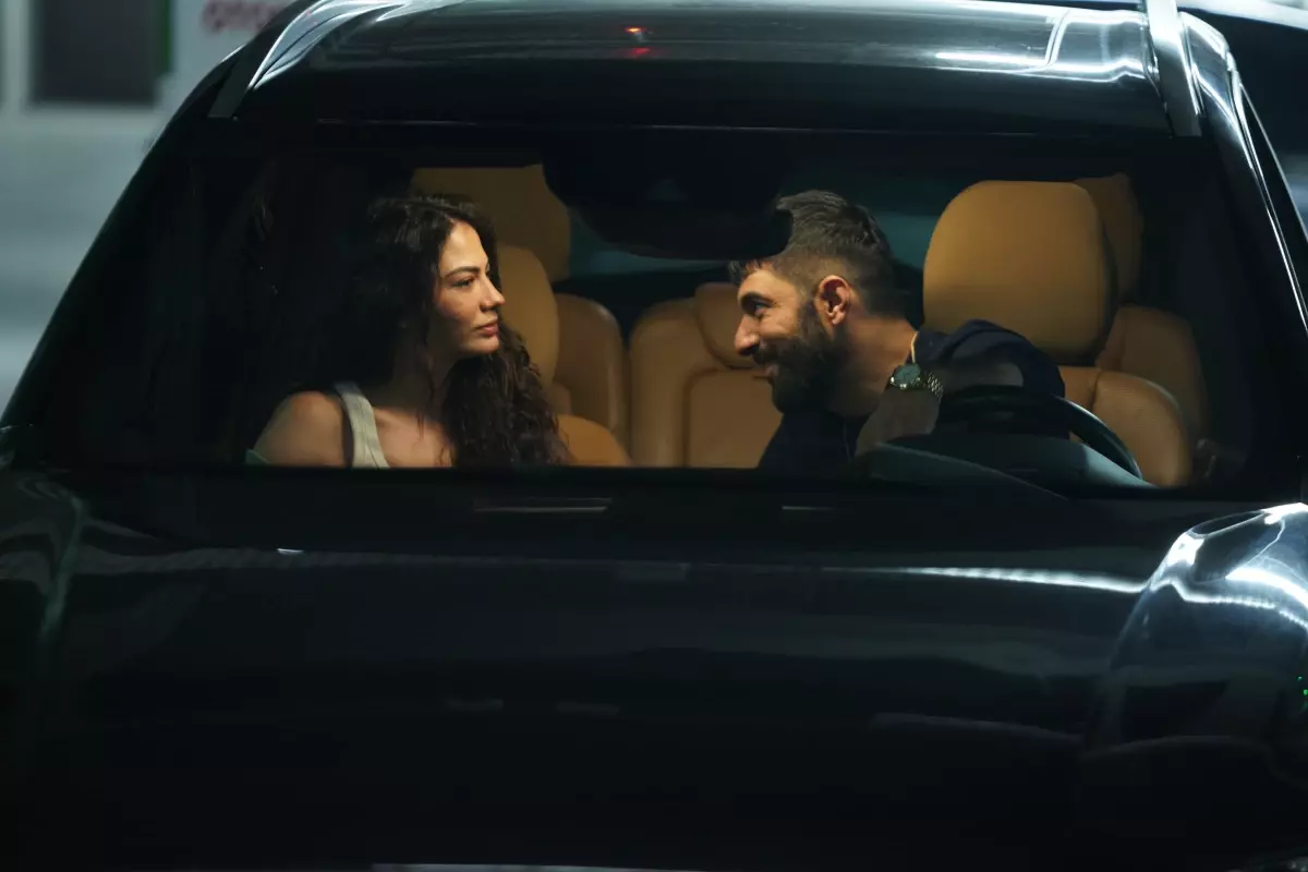 Adım Farah 12.bölüm fragmanı İZLE! (VİDEO) Adım Farah yeni bölüm fragmanı yayınlandı mı? Adım Farah yeni bölüm fragmanı İZLE!