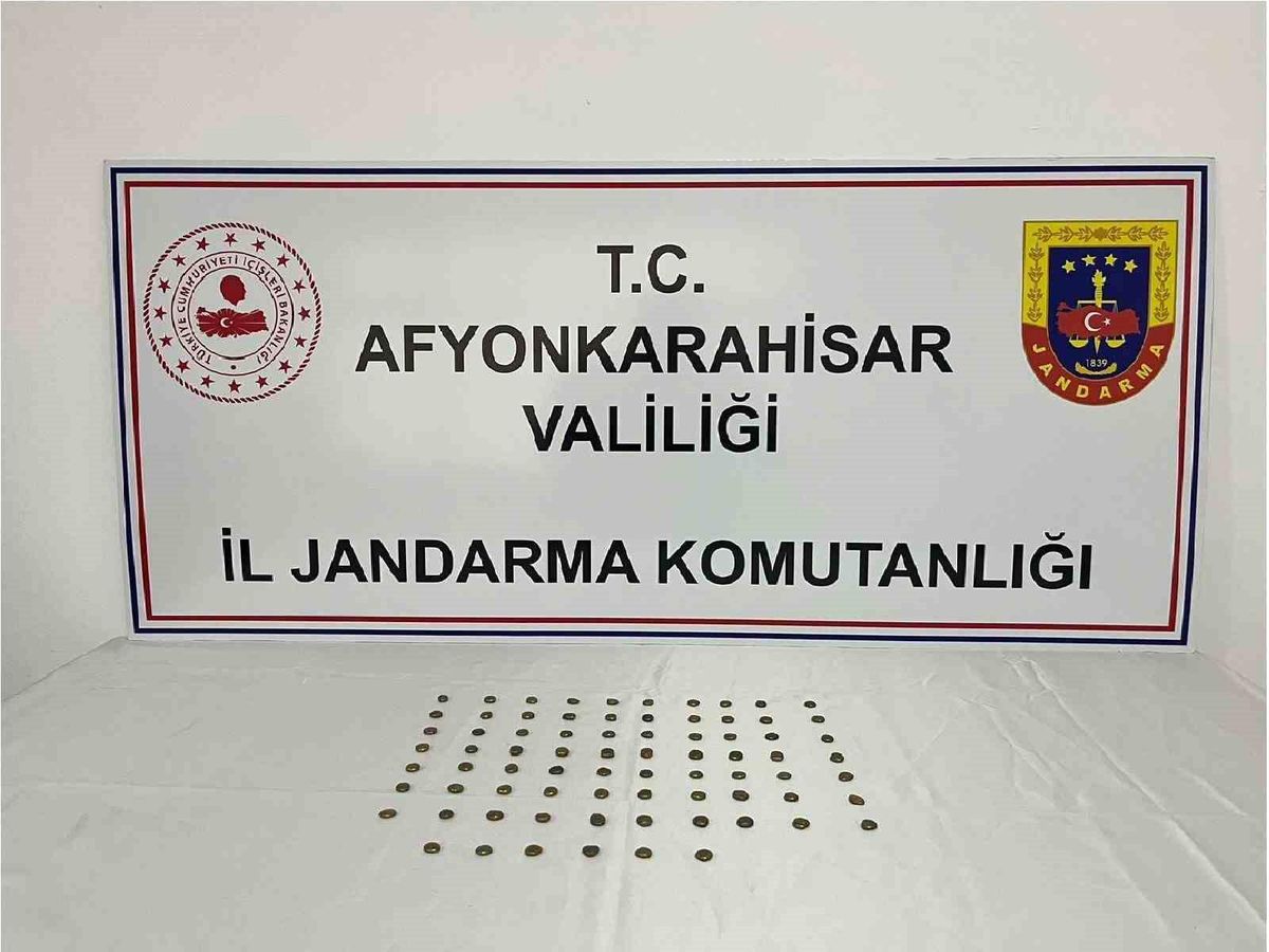 Afyonkarahisar'da 'Elmalı Sikkesi' ele geçirildi