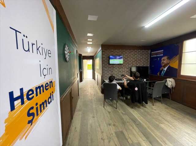 AK Partili Milletvekili adayı İnan'dan yeni nesil seçim kampanyası: Aynı zamanda eğlenelim AK Partili Milletvekili adayı İnan'dan yeni nesil seçim kampanyası: Aynı zamanda eğlenelim