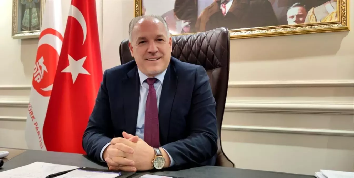 Kosovalı Türk Bakan Damka: 'Türkiye'deki seçimler Balkanları yakından ilgilendiriyor'