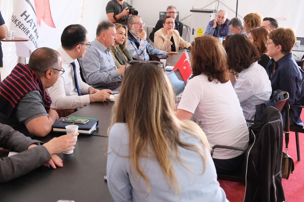 Hatay'da Uluslararası Finans Kuruluşları Deprem Sonrası İhtiyaçları Görüşmek İçin Toplandı