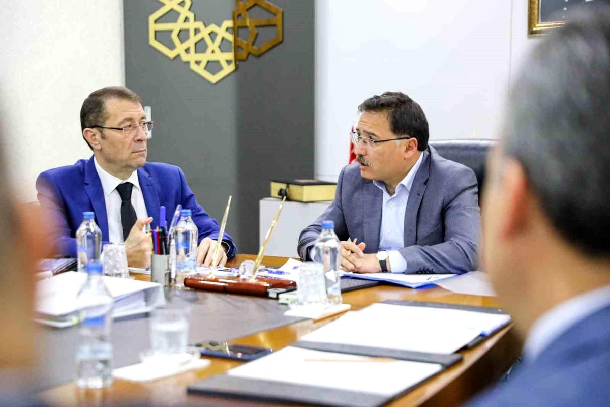 Vali Çiçek: 'Seçim sürecinin ilimizde huzur ve güven içerisinde geçmesi için gerekli tedbirler alınmıştır'
