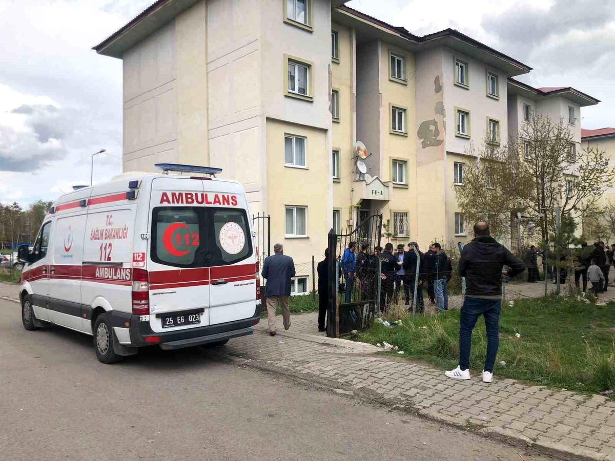 Yaşlı şahıs evinde ölü bulundu