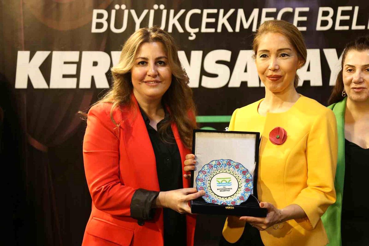 Büyükçekmece'de düzenlenen 'Kadın Forumu'nda kadın hakları tartışıldı