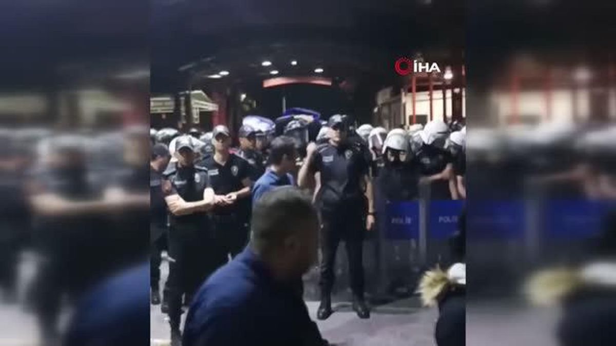 İzmir'de polisin kazayla vurduğu şahıs hayatını kaybetti