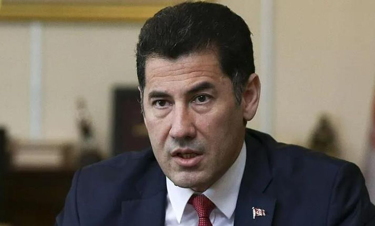 Sinan Oğan MHP'den neden ihraç edildi? Cumhurbaşkanı adayı Sinan Oğan'ın MHP'den ihraç edilme sebebi ne?