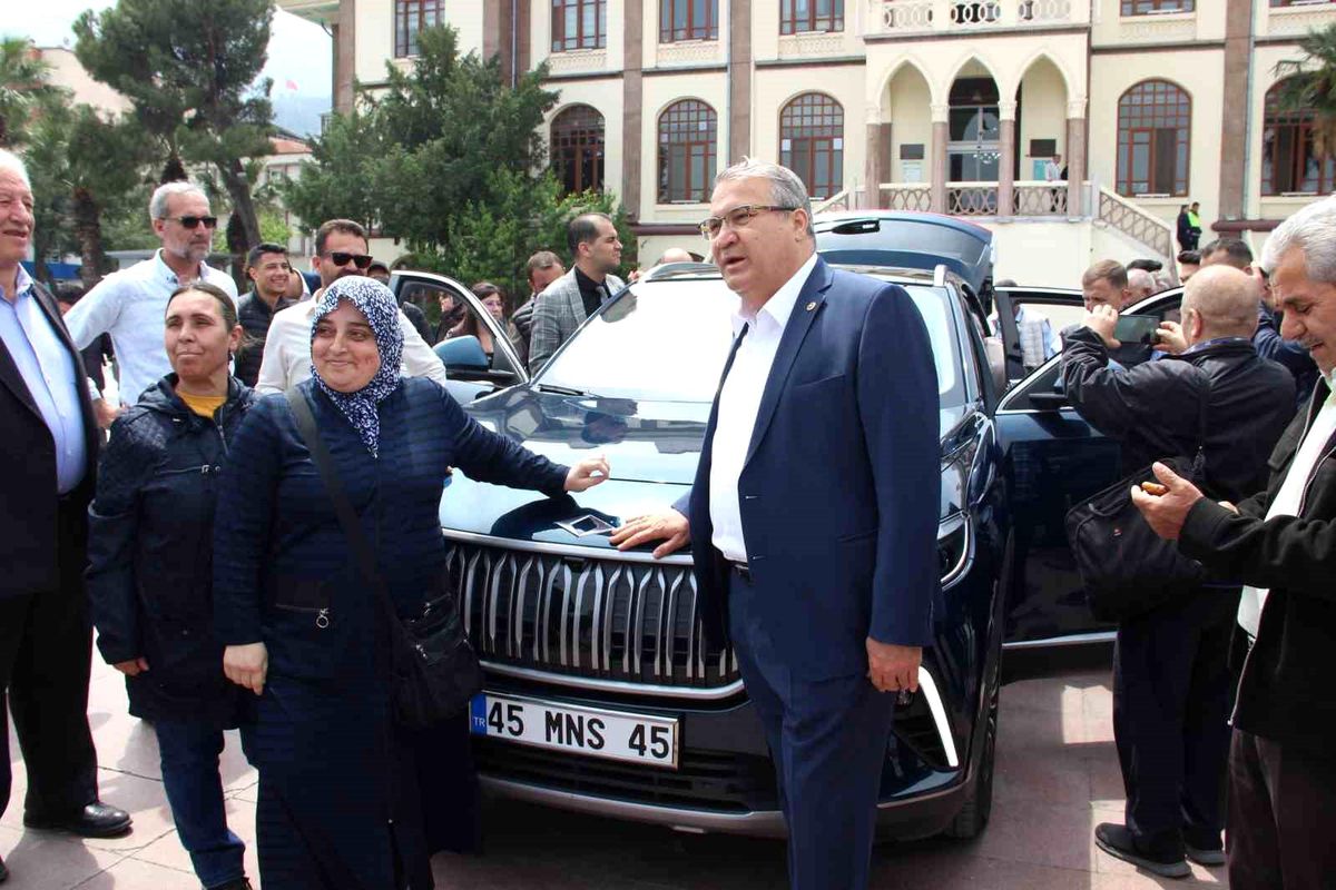 Togg Manisa'da ilgi odağı oldu