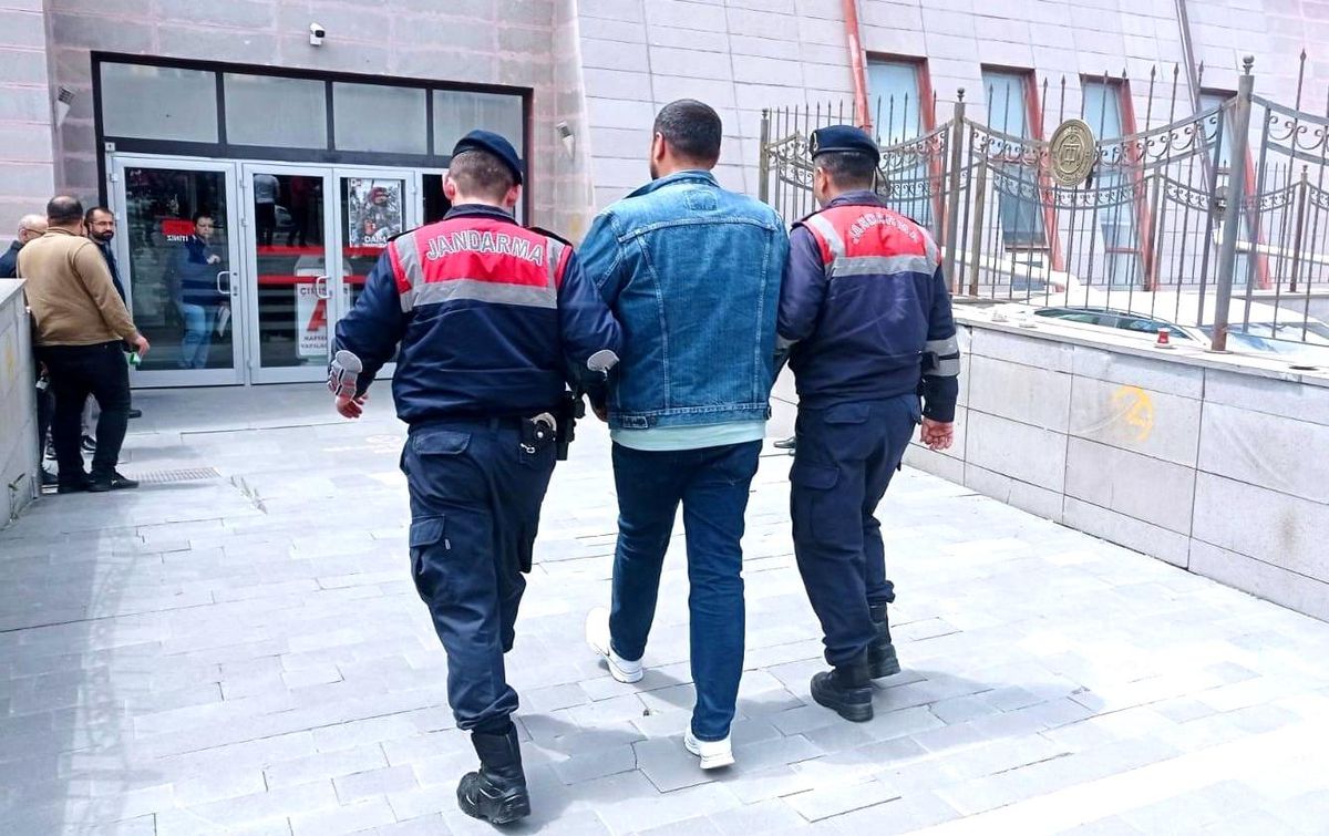 Aranan 6 şüpheli jandarma ekiplerince yakalandı