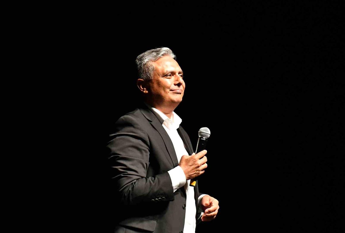 Başkan Uysal: 'Bir gün bütün dünya umut ediyorum ki Muratpaşa gibi olur'