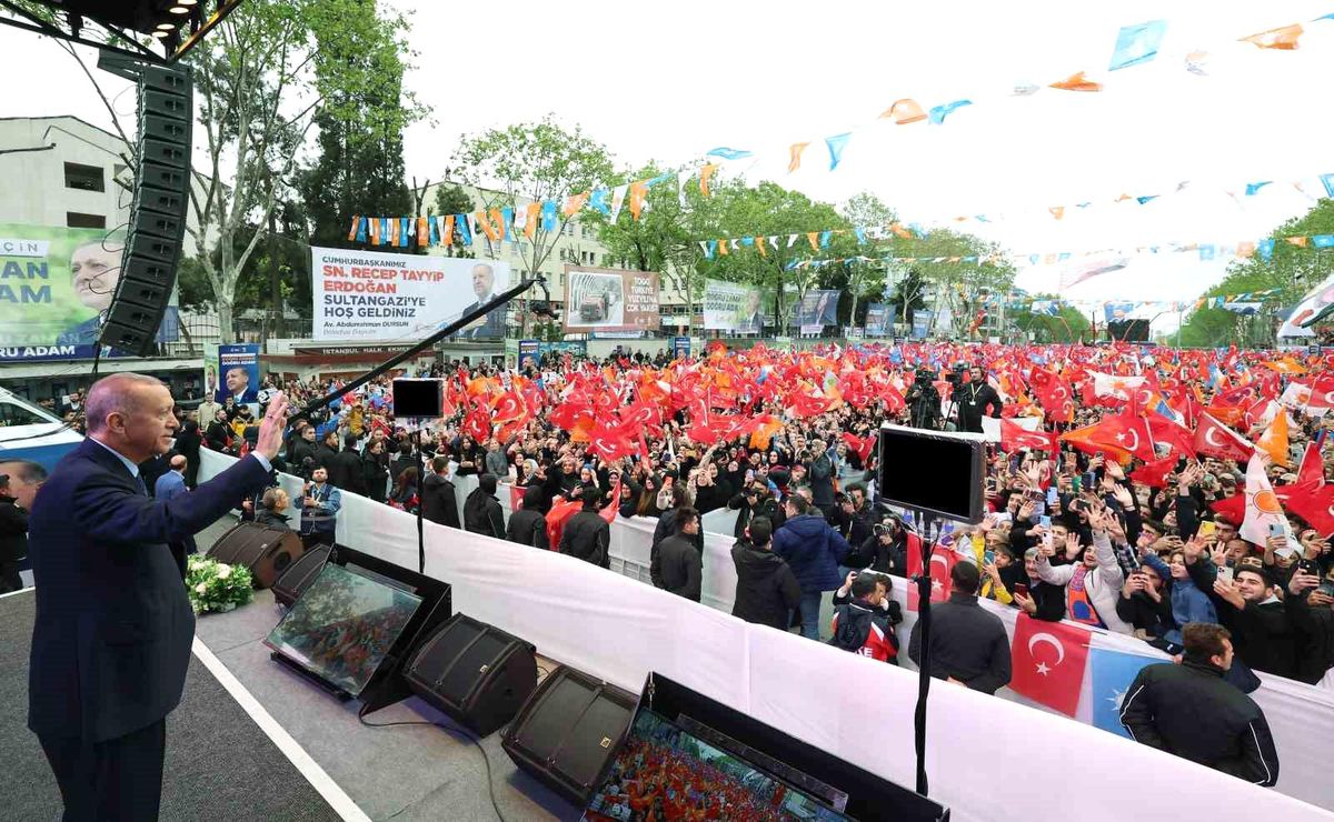 Cumhurbaşkanı Erdoğan 'Meral hanımı masaya döndüren de, Muharrem İnce'yi adaylıktan çektiren de aynı güçtür'