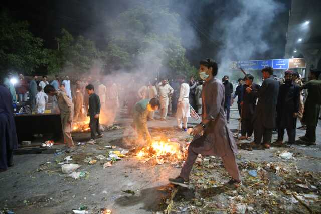 Eski Pakistan Başbakanı İmran Han serbest bırakıldı Eski Pakistan Başbakanı İmran Han serbest bırakıldı
