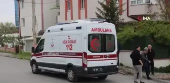 Otomobille hafif ticari çarpıştı: 2 yaralı