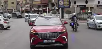 Türkiye'nin yerli otomobili Togg, Niğde'de vatandaşların beğenisine sunuldu