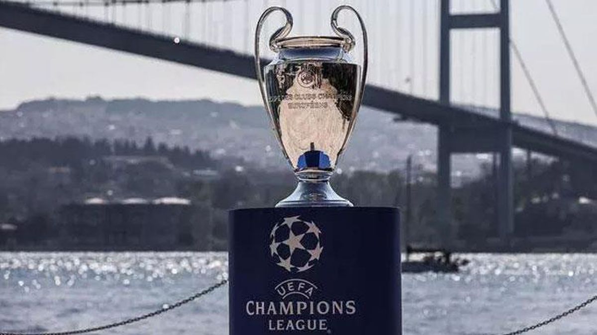 UEFA, Şampiyonlar Ligi finalinin İstanbul'dan alınacağı iddiasını yalanladı