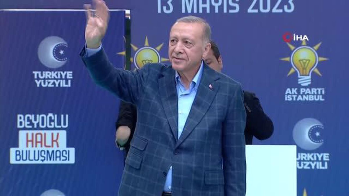 Cumhurbaşkanı Erdoğan: 'Yarını halledelim, yarından sonra da 2024'te büyükşehiri bunlardan yeniden almamız lazım'