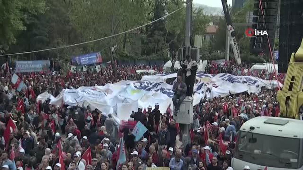 Kılıçdaroğlu: 'Sinan Ateş'in katillerini kulaklarından yakalayıp adalete teslim edeceğim'