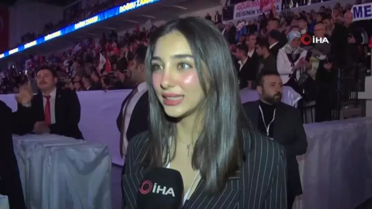 Nisa Alptekin kimdir? Nisa Alptekin kaç yaşında, ne iş yapıyor? Nisa Alptekin hayatı ve biyografisi!