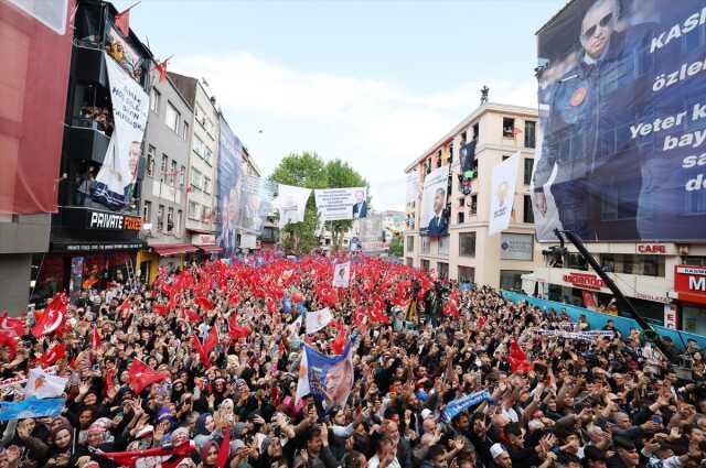 Seçim öncesi son miting! Cumhurbaşkanı Erdoğan, doğup büyüdüğü semtte coşkulu kalabalığa böyle seslendi Seçim öncesi son miting! Cumhurbaşkanı Erdoğan, doğup büyüdüğü semtte coşkulu kalabalığa böyle seslendi