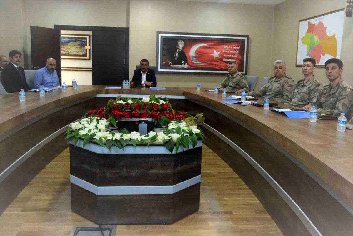 Siirt'te seçim güvenliği toplantısı yapıldı