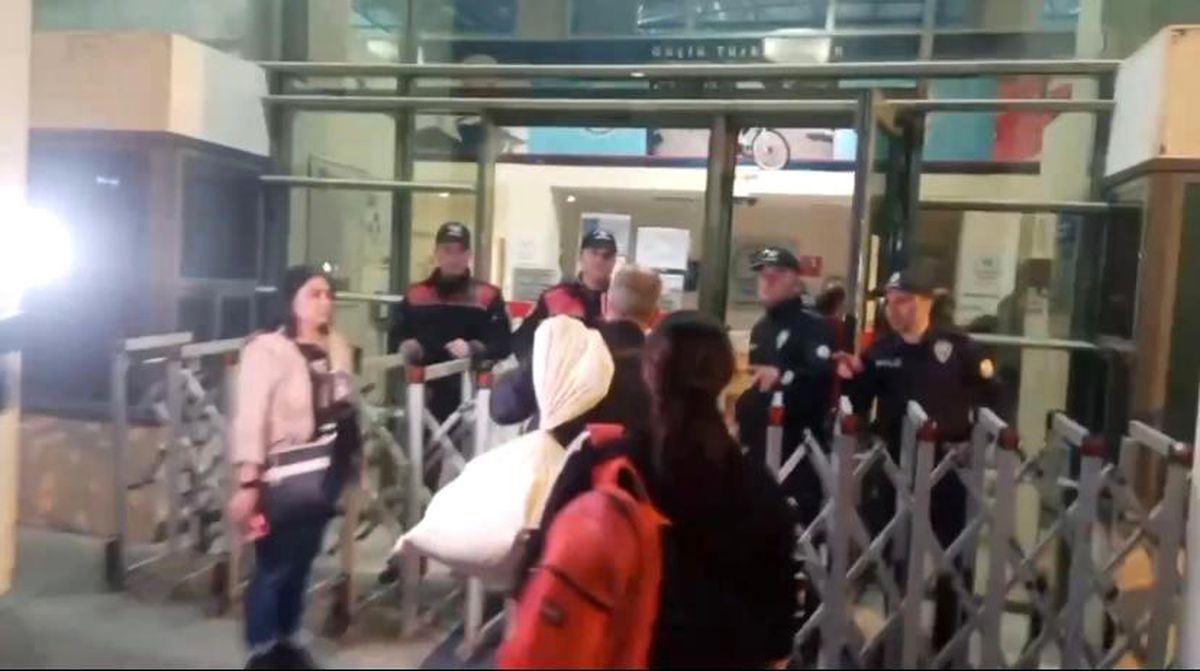 Maltepe'de sayılan oylar İlçe Seçim Kuruluna getiriliyor