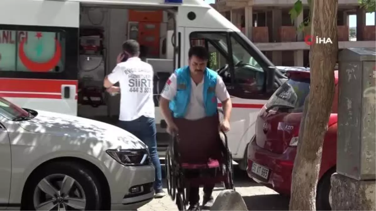Siirt'te 85 yaşındaki yaşlı kadının oy kullanması için ambulans seferber oldu