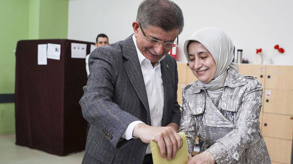 Davutoğlu: Tüm kardeşlerime sesleniyorum, sandığımıza sahip çıkın, kazanacağız