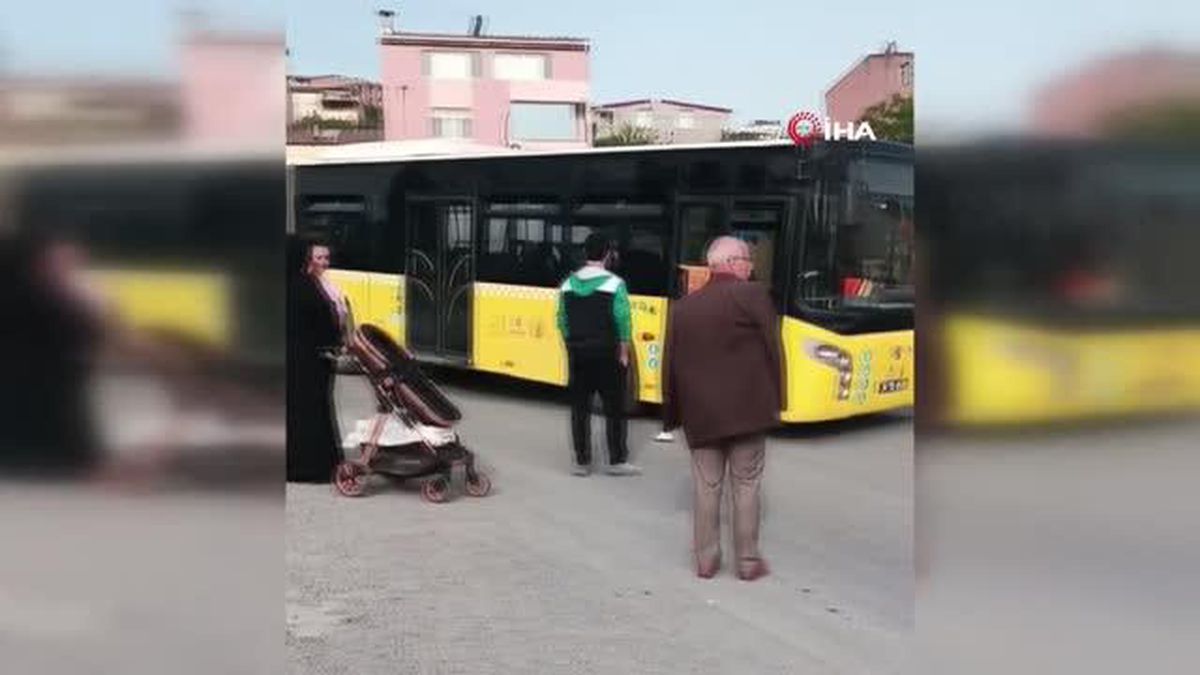 İETT aracı arıza yaptı, vatandaşlar mağdur oldu
