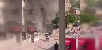 Konya'da depodaki yatak ve bazalar yandı