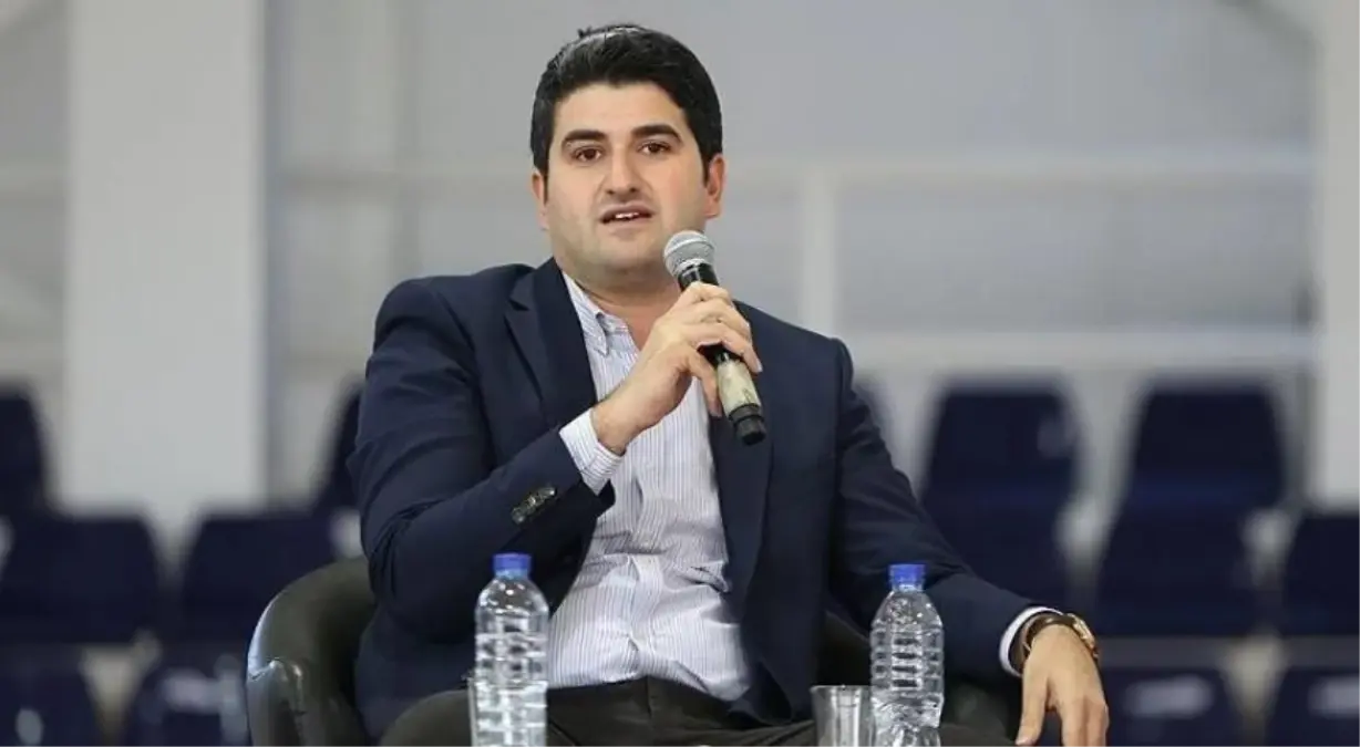 Onursal Adıgüzel görevden mi alındı? Onursal Adıgüzel neden görevden alındı?