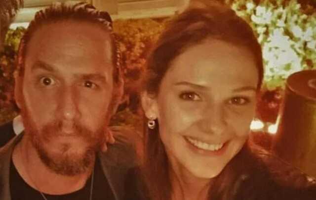 Alina Boz ile Mithat Can Özer evleniyor mu? Alina Boz ile Mithat Can Özer evlenecek mi? Alina Boz sevgilisi kim? Alina Boz ile Mithat Can Özer evleniyor mu? Alina Boz ile Mithat Can Özer evlenecek mi? Alina Boz sevgilisi kim?