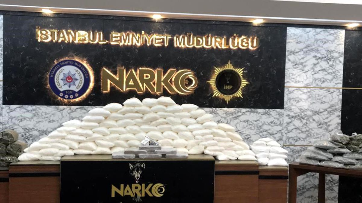 İstanbul'da uyuşturucu tacirlerine darbe üstüne darbe: 18 gözaltı