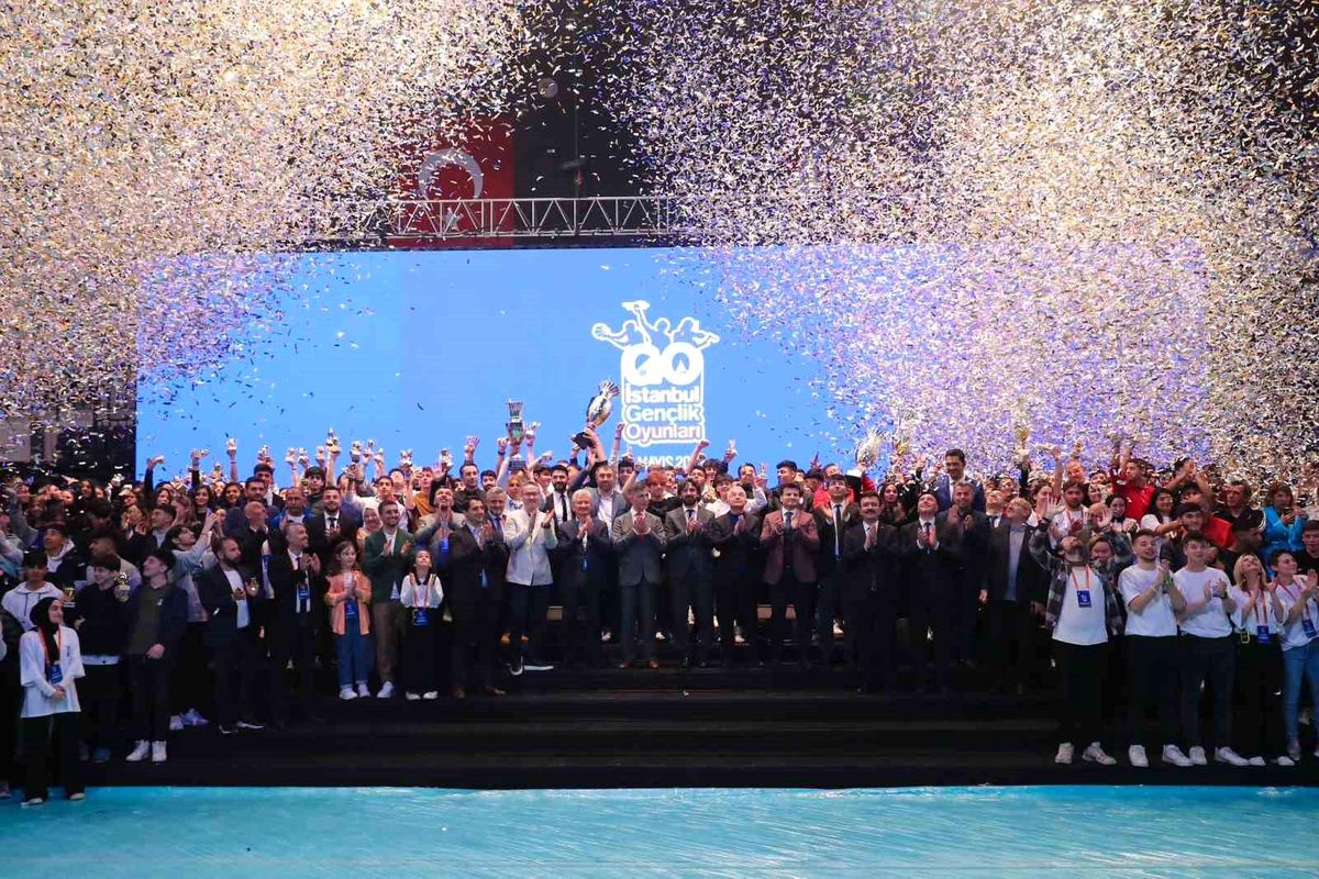 İstanbul Gençlik Oyunları'nın ödül töreni gerçekleştirildi