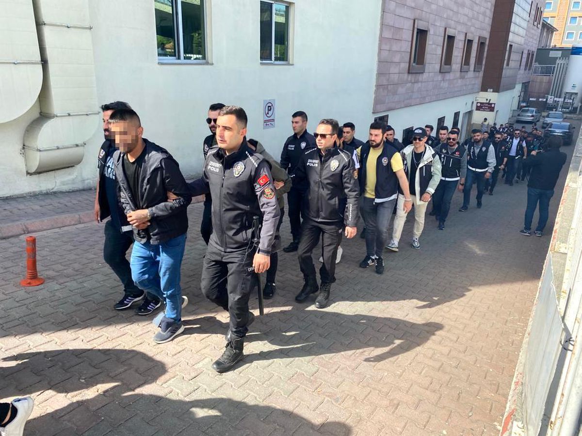 'Kökünü Kurutma Operasyonu'nda 22 şüpheli adliyede