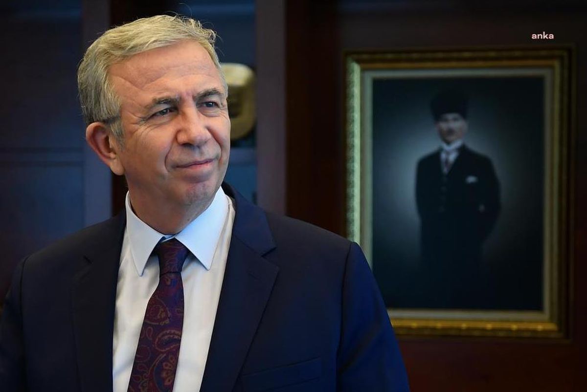 Mansur Yavaş: 'Yarınlarımıza Işık Olan Gençlerimizin 19 Mayıs Atatürk'ü Anma, Gençlik ve Spor Bayramı'nı Yürekten Kutluyorum'