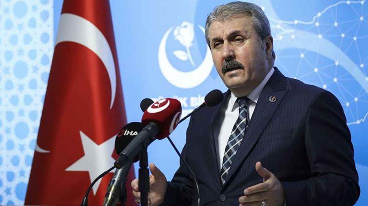 Yeni dönemde meclise giremeyen BBP Genel Başkanı Mustafa Destici, milletvekilliği maaşını iade etmek için dilekçe verdi