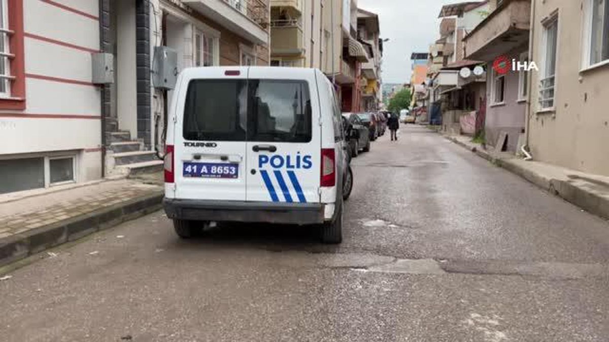 Oğlu Tarafından Banyoda Ölü Bulundu