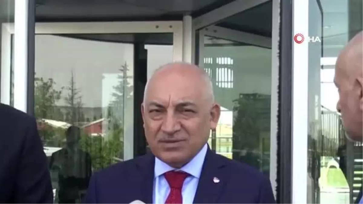 TFF Başkanı Büyükekşi'den yabancı kuralı açıklaması: '5 yıllık planı gözden geçirip karara bağlayacağız'