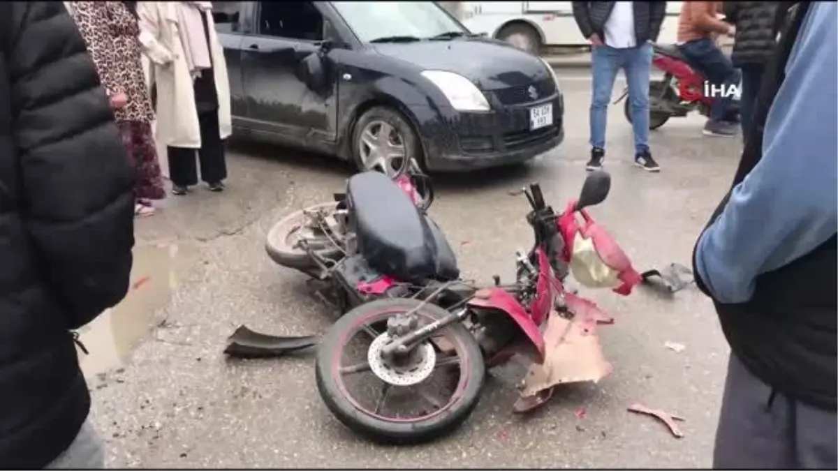 Otomobil ile elektrikli bisiklet çarpıştı: 1 yaralı