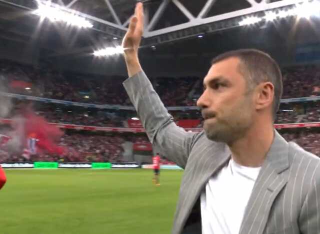 Gurur tablosu! Fransızlar, 'Kral' Burak Yılmaz'ı ayakta alkışladı