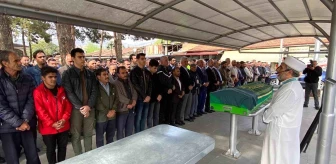 Diyarbakır'da şehit düşen polis memuru Salih Zengin'in annesi hayatını kaybetti